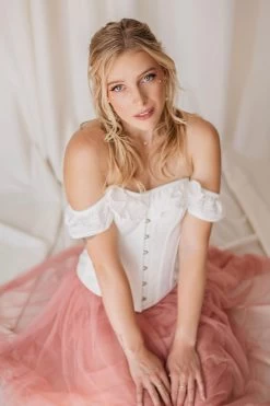 Korsett-Oberteil Mit Geradem Ausschnitt Und Schulterfreien Ärmeln, Baumwolle, Weiß -Corset Story CSFT101 Customerpic June2021 14 dd609347 12c8 4fdd b1ba 906c131ea441