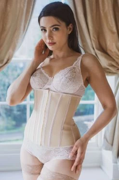 Corset Story Unterbrust Korsett Aus Latex, Beige 23 Corset Story Unterbrust Korsett Aus Latex, Beige -Corset Story CSLT022 December 2020 website 6