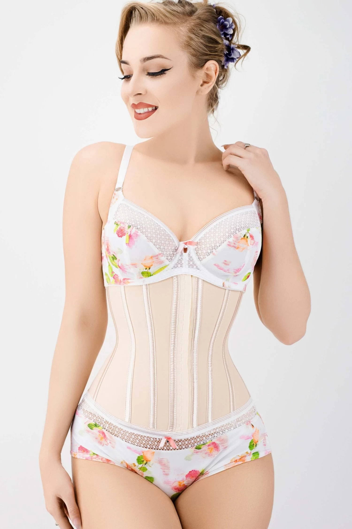 Corset Story Unterbrust Korsett Aus Latex, Beige 1 Corset Story Unterbrust Korsett Aus Latex, Beige