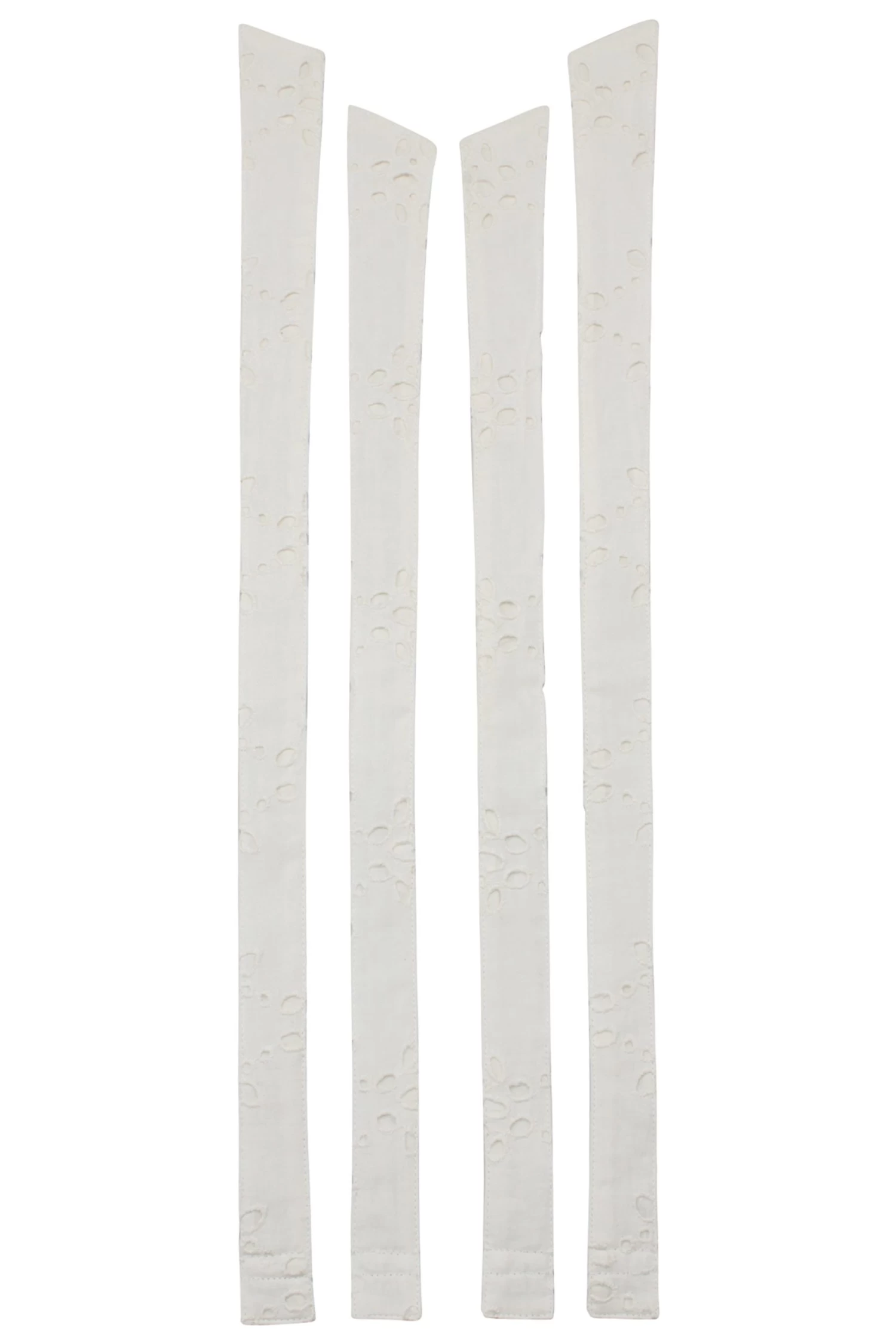 Dahlia Weiße Träger Aus Baumwolle Mit Lochstickerei 1 Dahlia Weiße Träger Aus Baumwolle Mit Lochstickerei